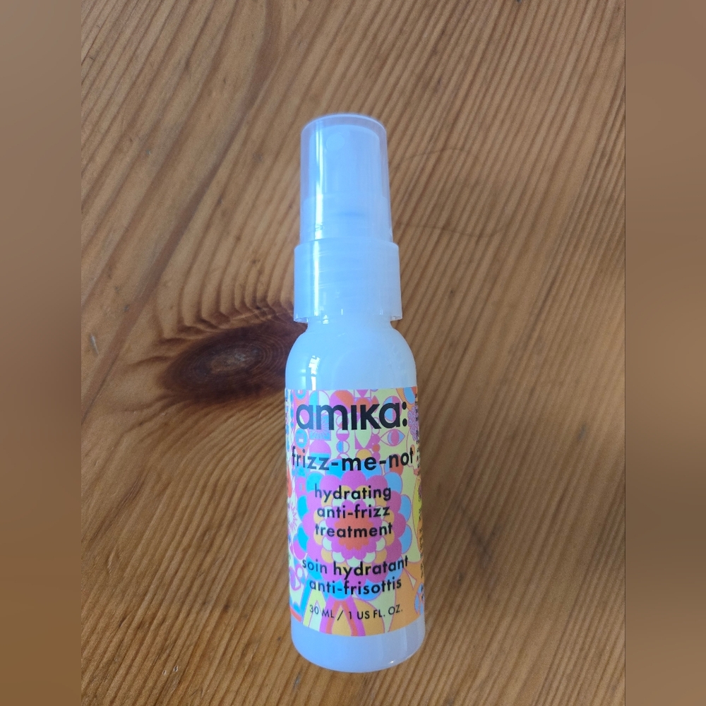 Amika Frizz-Me-Not Anti-Frizz Treatment - White and Yellow 30ml